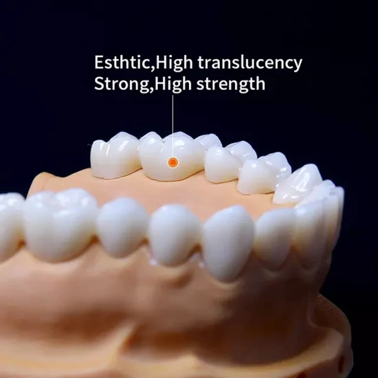 Fresatrice da tavolo dentale per cera/ossido di zirconio/Peek alla poltrona a 5 assi per laboratorio odontoiatrico